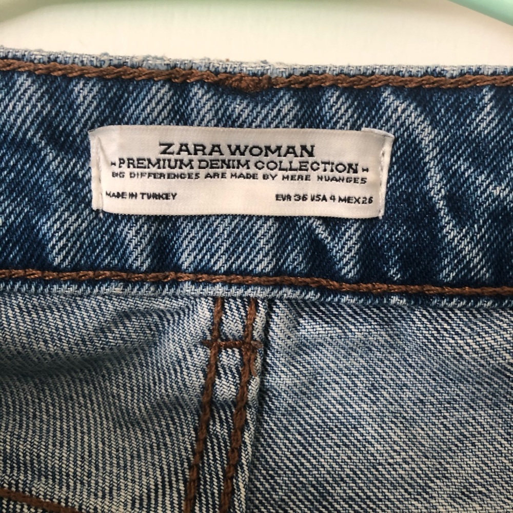 Jeans - Picture 2 of 3
